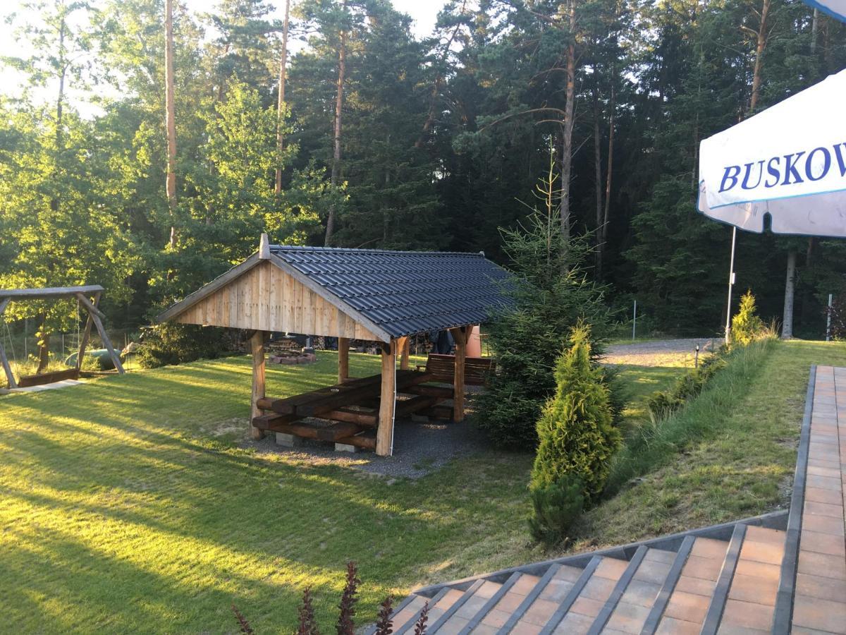 Lesny Dworek Snochowice Exteriér fotografie
